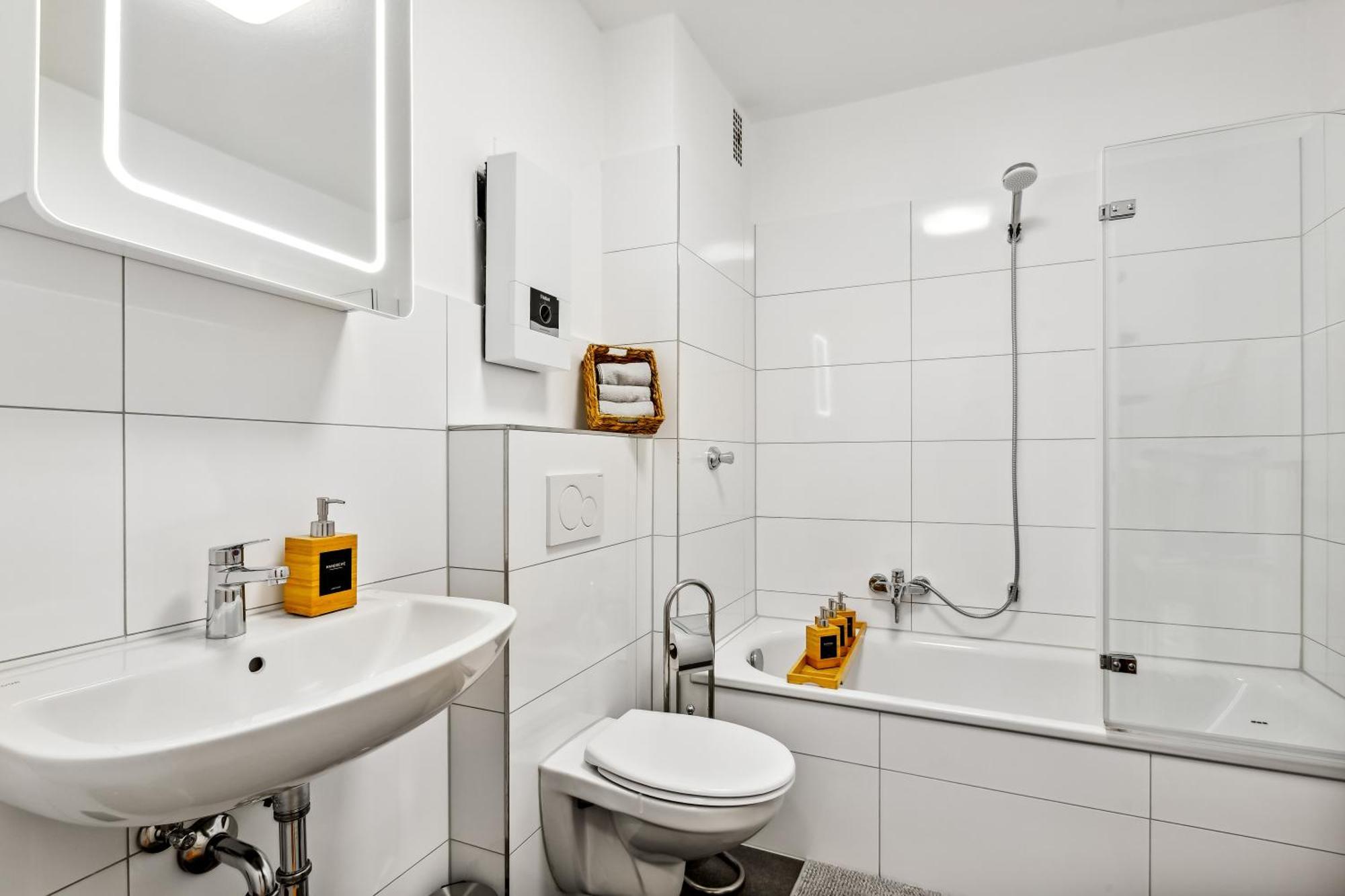3 Zimmer, 68Qm, Parkplatz, Messe Dus, Logport, Duisport ดุยส์บูร์ก ภายนอก รูปภาพ